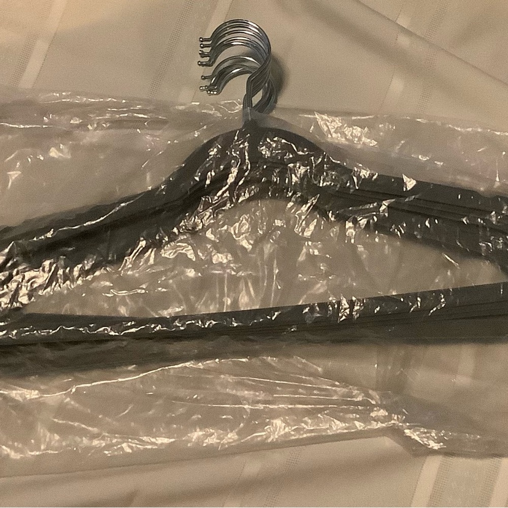 Bagail Velvet hangers